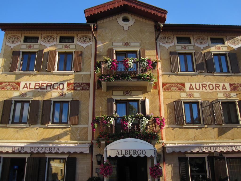 Hotel Aurora Vallarsa Luaran gambar