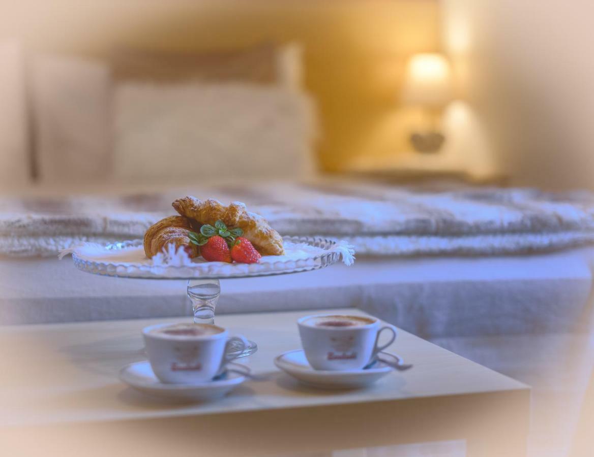 Hotel Aurora Vallarsa Luaran gambar